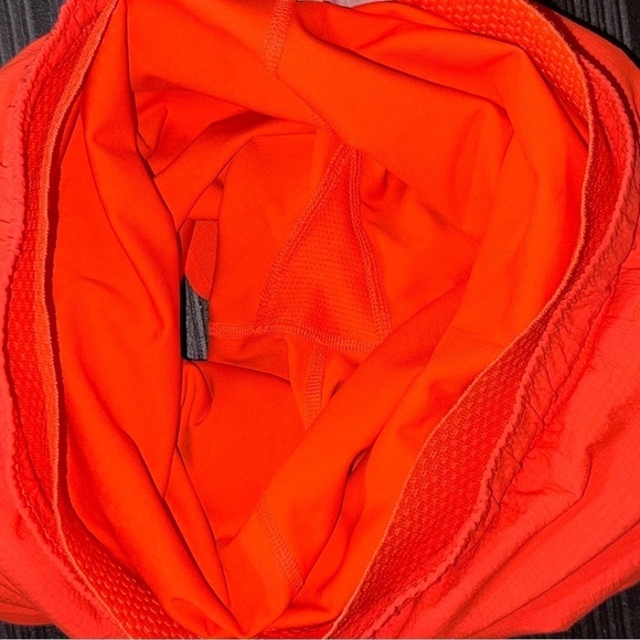 Athleta Trekkie Crest 2 in 1 Shortie in Racing Red Athletic Ripstop Neon Shorts - Picture 10 of 10